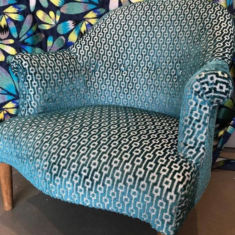 DE FIL EN AIGUILLE Tissu Dameublement Henon Refection De Fauteuils 8